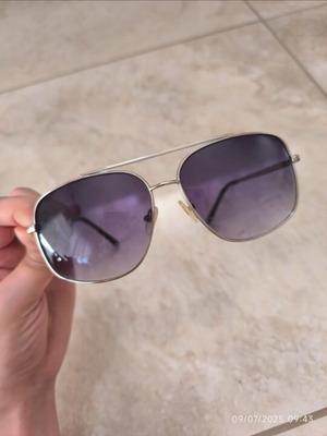 Guess sunglasses new authentic