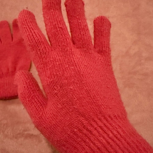 Wool gloves used size Small pink
