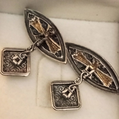 Silver 925 cufflinks used with gold-plated crosses