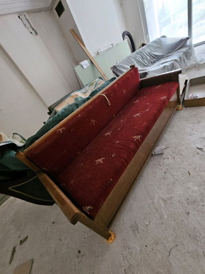 4-Seater Sofa Like New