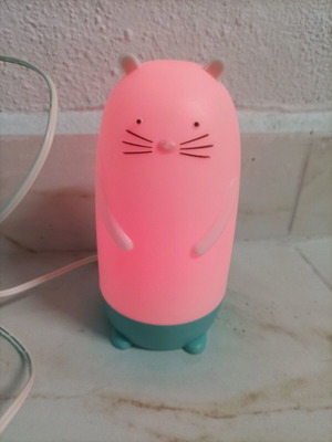 Children's lamp like new, color changing