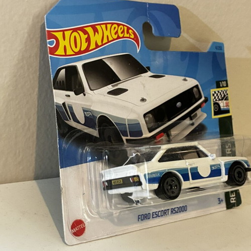 Ford Escort RS2000 Hot Wheels new