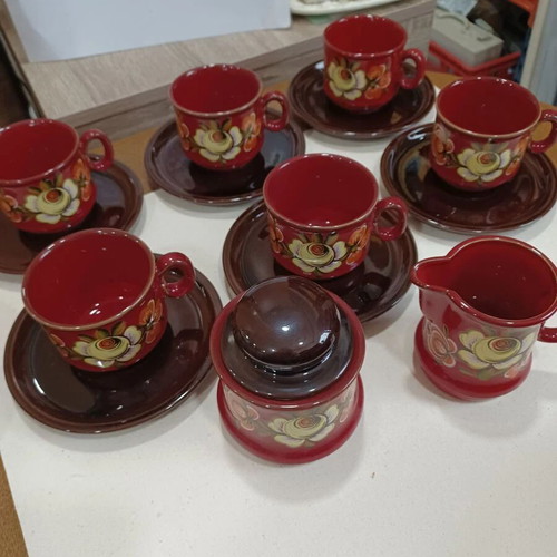 Hand-painted ceramic tea set with 6 cups, saucers, creamer and sugar bowl