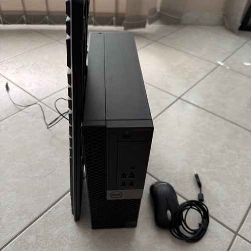 Dell Optiplex 3040 like new with mouse and keyboard