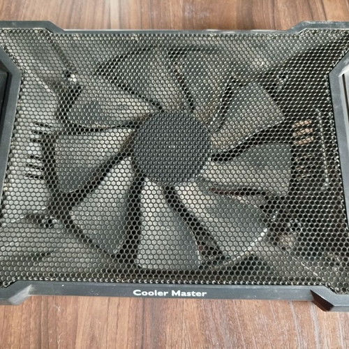 Cooler Master laptop stand used with fan, aluminum