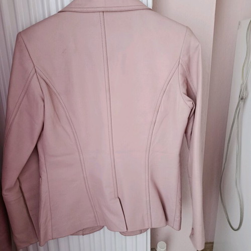 Pink Woman leather pink jacket like new