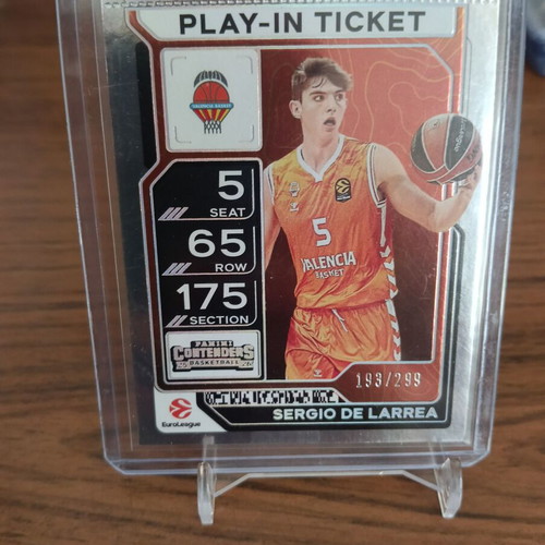 Sergio de Larrea Panini Contenders 2025-26 Basketball Card