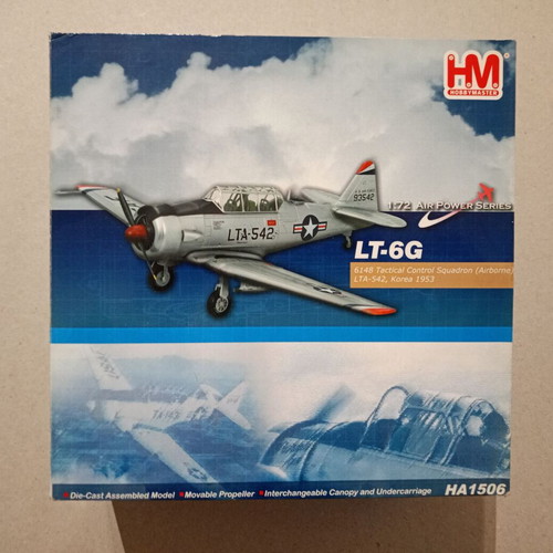 Metal model North American LT-6G Texan new, scale 1:72
