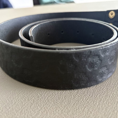 Burton Uninc Men's Leather Belt Size L used, black and gold