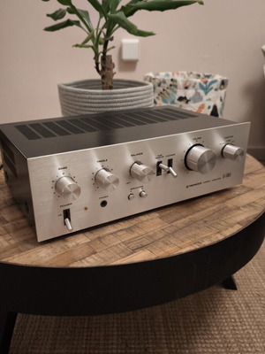 Pioneer SA 5500 II amplifier like new