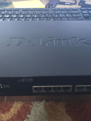 D-Link DGS-1100-10MPV2 Managed L2 PoE+ Switch σαν καινούργιο με 8 θύρες Gigabit και 2 SFP