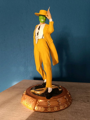 The Mask collectible handmade resin figure like new