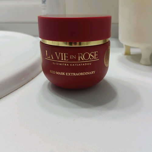 Red mask extraordinary -La vie en rose- 100ml като нов
