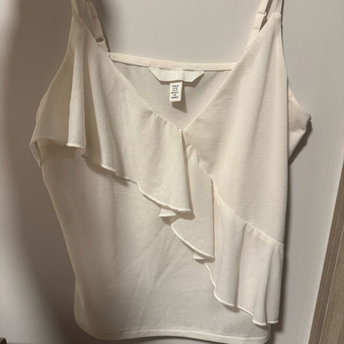 H&M blouse white size small new with impressive neckline