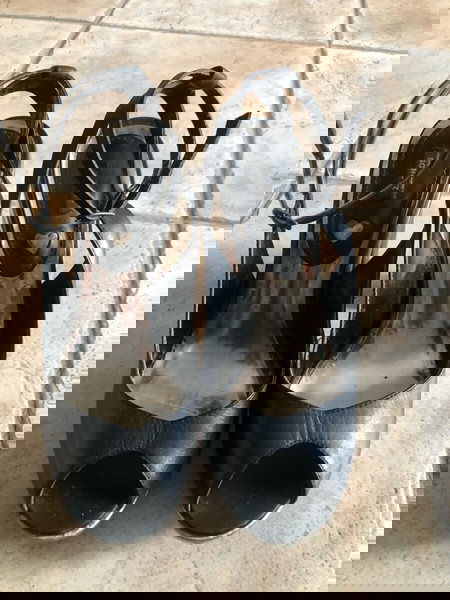 πέδιλα  37 schutz
