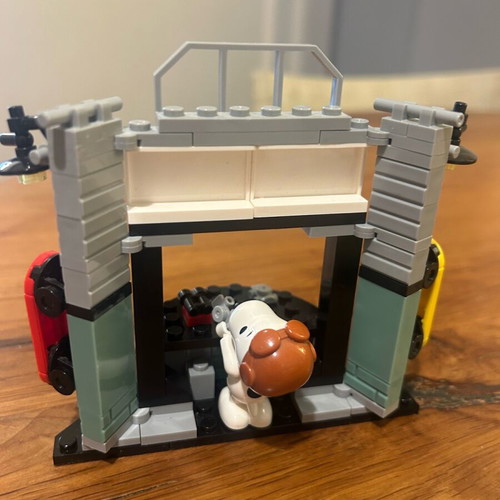 Peanuts LN8011 building blocks like new from MINISO shop with instructions