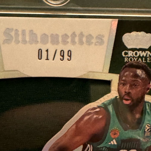 Jerian Grant Crown Royale card 01/99 signed with jersey piece new
