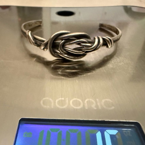 Silver bracelet used, intricate design with 925 stamp, 15g weight