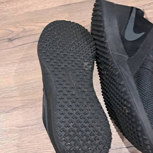 Nike men's sneakers like new, casual, size 41, black