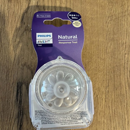 Philips Avent glass baby bottles pack of 4 with new nipples