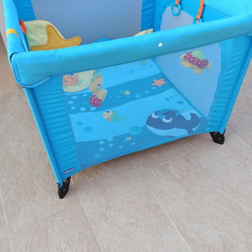Playpen used, very good condition with side zipper