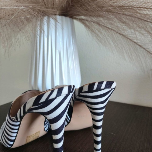 Zebra sandals new Tsoukalas Shoes size 37-38, 10 cm heel