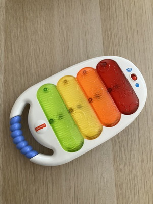 Fisherprice baby piano like new