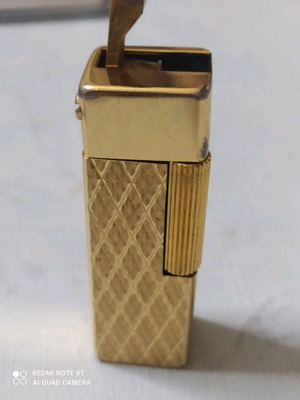 Diplamat lighter collectible used, gold color