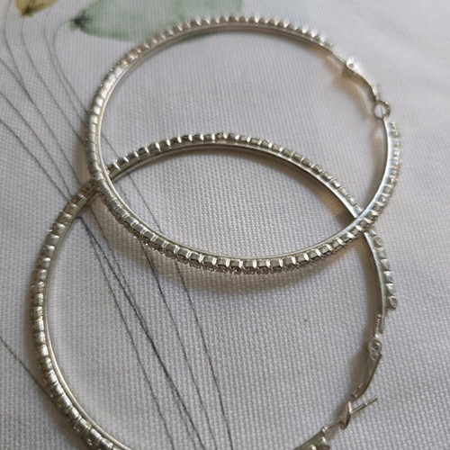 Hoop earrings with rhinestones silver, new