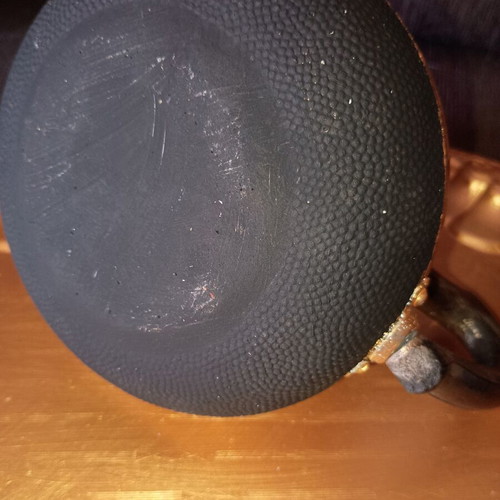 Upcycled σετ τσαγιού μεταχειρισμένο με ανάγλυφα σχέδια και μαύρη λαβή