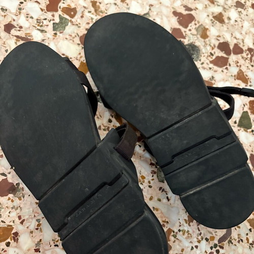 Zara men's sandals black like new, size 43