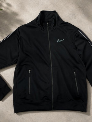 Nike jacket like new, size XL, blue