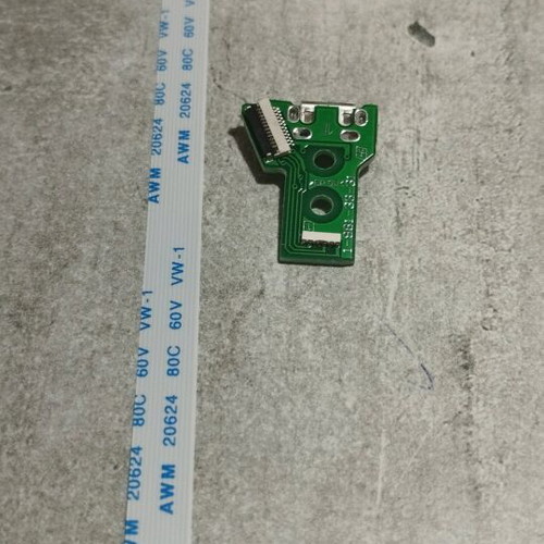 PlayStation 4 charging port board JDS-040 new