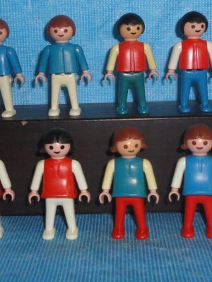 Playmobil Lyra set of 20 figures like new