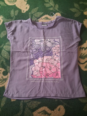 Γυναικεία μπλούζα σε μέγεθος Μ σαν καινούργια, μωβ