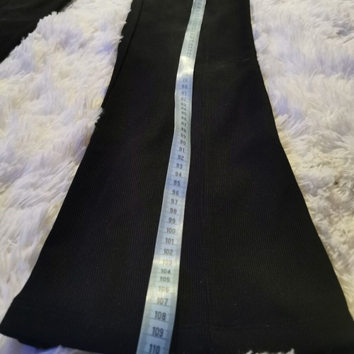 Flared pants size M black like new