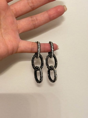 Earrings with black chain links and crystals like new