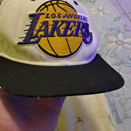 Mitchell and Ness Snapback Los Angeles Lakers NBA Hardwood Classics used