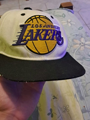 Mitchell and Ness Snapback Los Angeles Lakers NBA Hardwood Classics used
