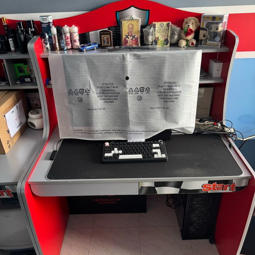Cilek children's desk like new