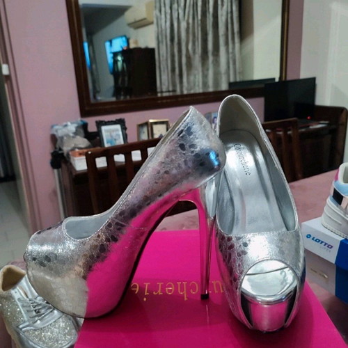 Silver peep-toe pumps new, size 37-37.5