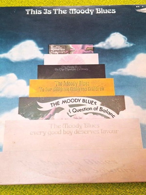 The Moody Blues This Is The Moody Blues LP μεταχειρισμένο, ροκ