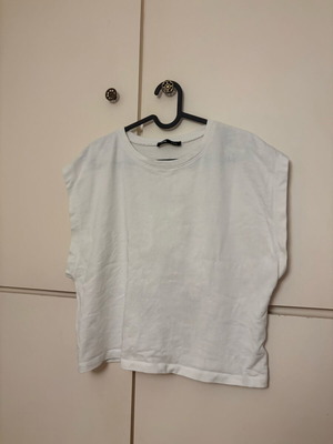 Sinsay top white like new, size L