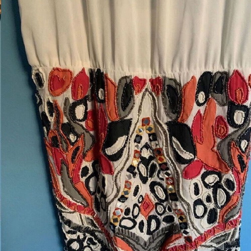 Dress medium with beads like new