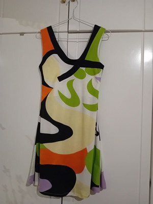 Summer dress colorful, small/medium, like new
