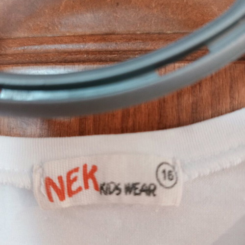 Nek Kidswear T-shirt white fashionista with red bag gift, like new