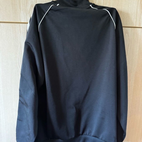 Adidas jacket for unisex kids new, size 11-12 years, black
