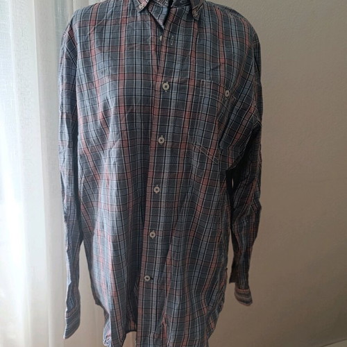 Nautica men's shirt classic fit medium like new, multicolor