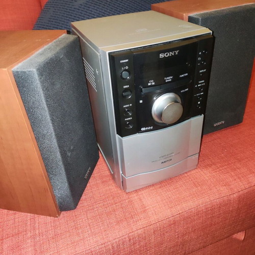 Sony CMT-EH10 Micro HiFi Component System like new
