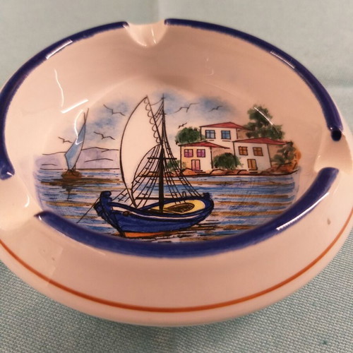 Small vintage ceramic ashtray hand-painted from Ligourio Epidaurus